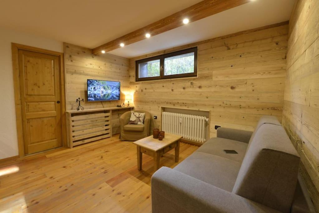 Bois Du Mont Blanc Appartement Courmayeur Buitenkant foto